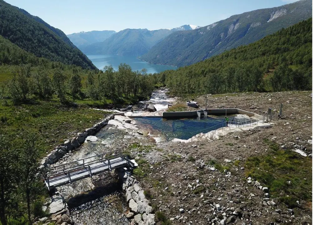 Clemens kjøper fra Sognekraft &#8211; samarbeider om drift_fjærlandkraft.jpg