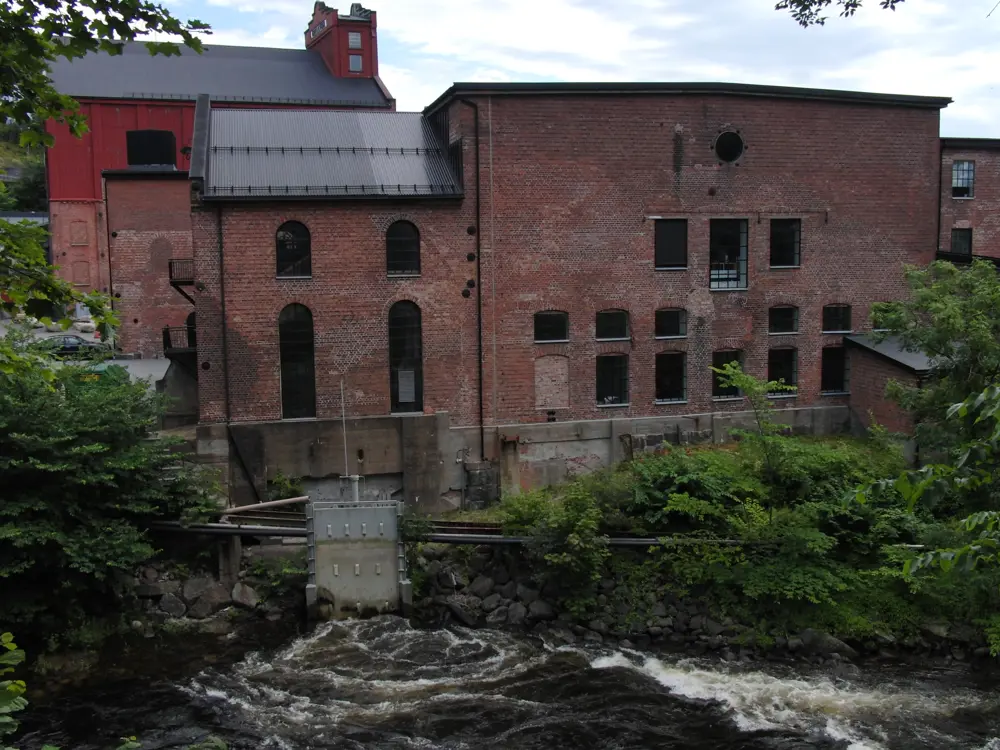 Fritzøe Kraftverk (Peltonman, Wikipedia Commons)